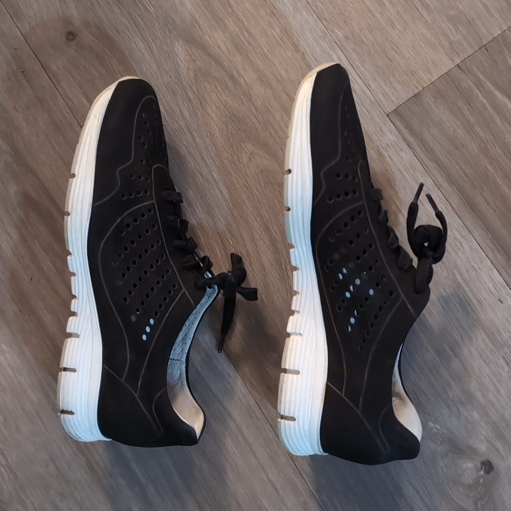 Mephisto Men's Black Sneakers - Picture 4 of 5